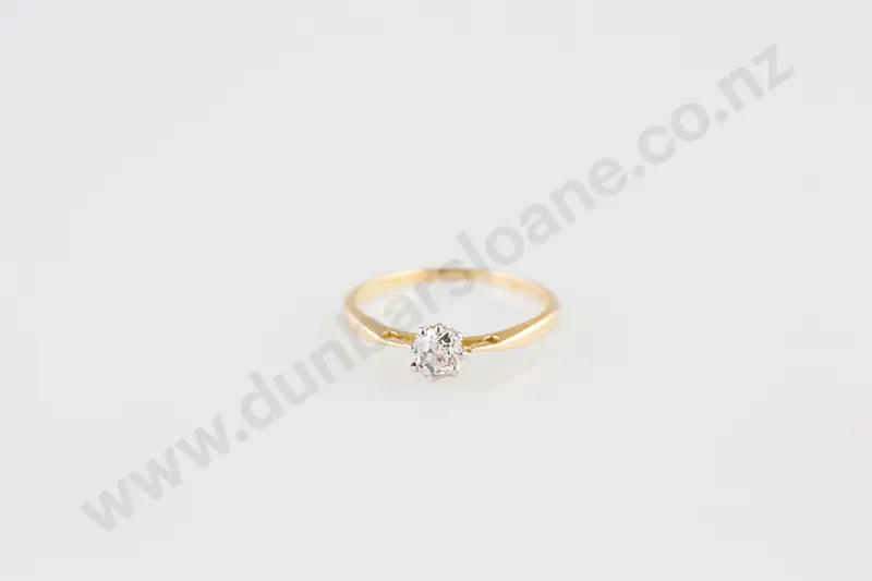 18ct & Platinum Solitaire Diamond Ring Image 1++