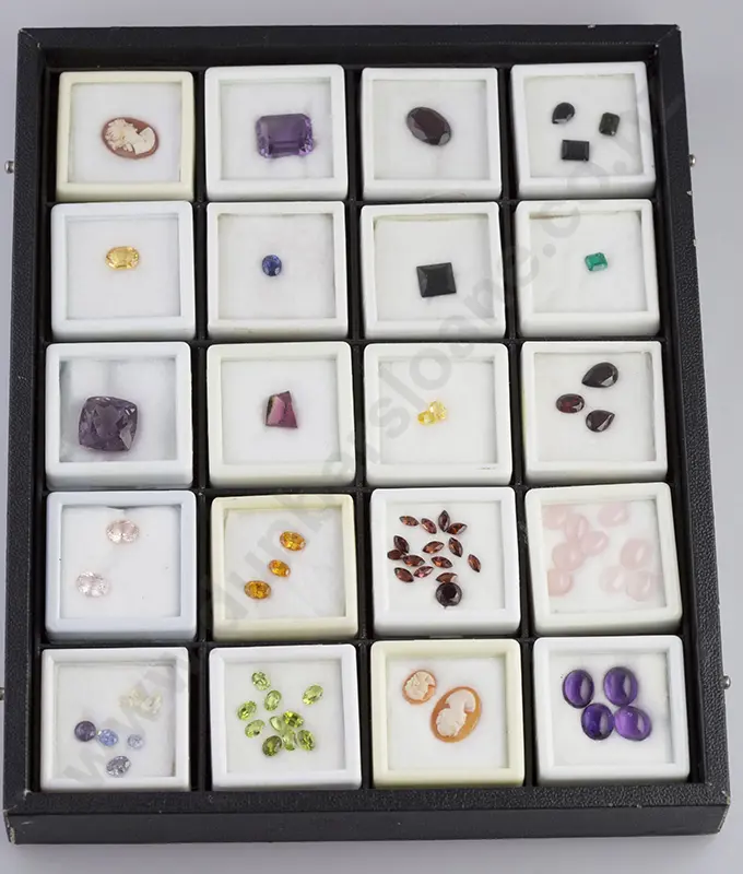 Collection Unmounted Gemstones Image 1++