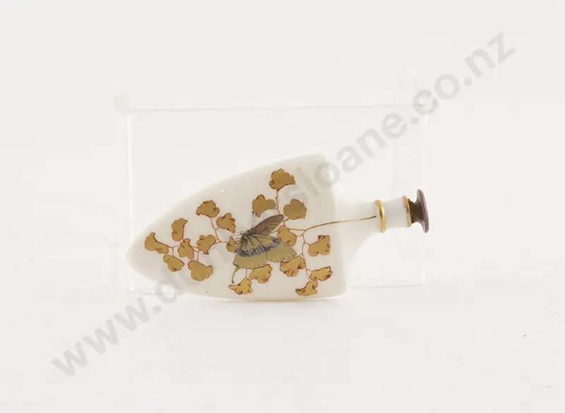 Royal Worcester Scent Flask Image 1++
