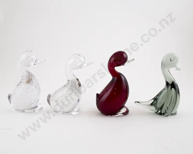 Collection of Four Whitefriars 'Dilly' Ducks Image 1++