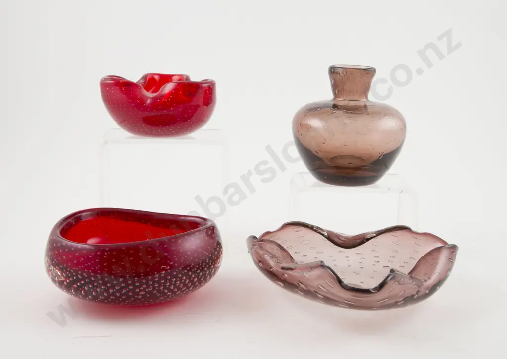 Three Bubble Glass Dishes and Posy Vase Image 1++
