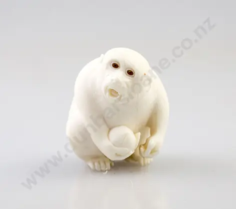 Ivory Netsuke Image 1++