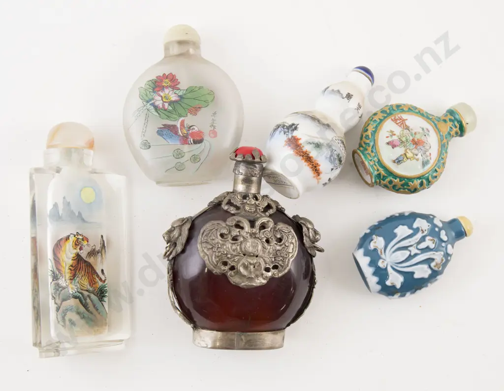 Six Various Snuff Bottles Image 1++