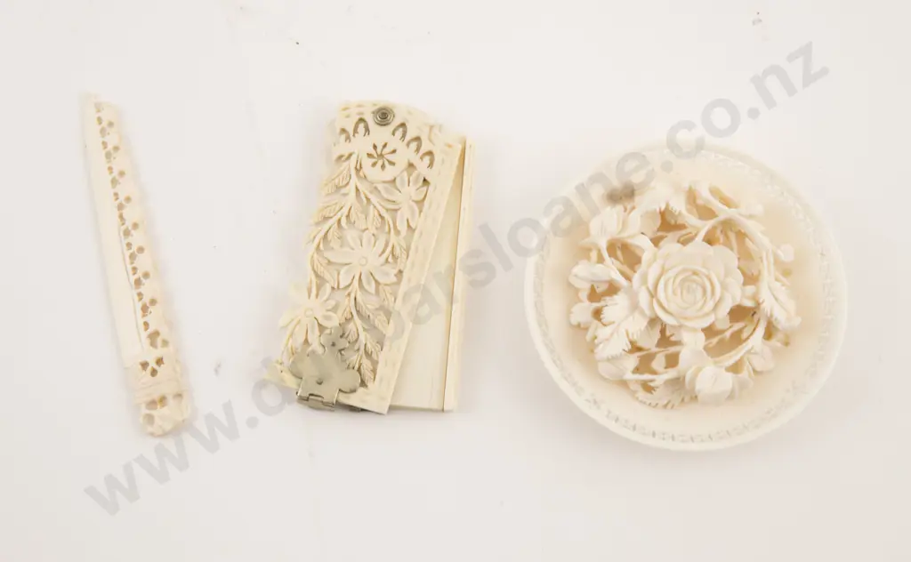 Carved Ivory Dish of Roses and Other (3) Image 1++