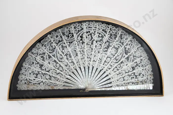 Victorian Hand Made Lace & MOP Fan Image 1++