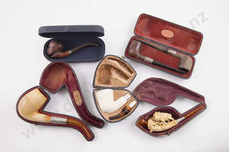 Six Vintage Pipes Image 1++