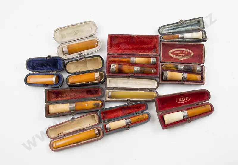 Eleven Silver & Two Gold Mounted Cigarette/Cheroot Holders Image 1++