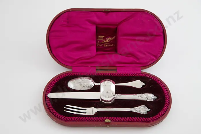 Cased Edw VII S/S Christening Set Image 1++