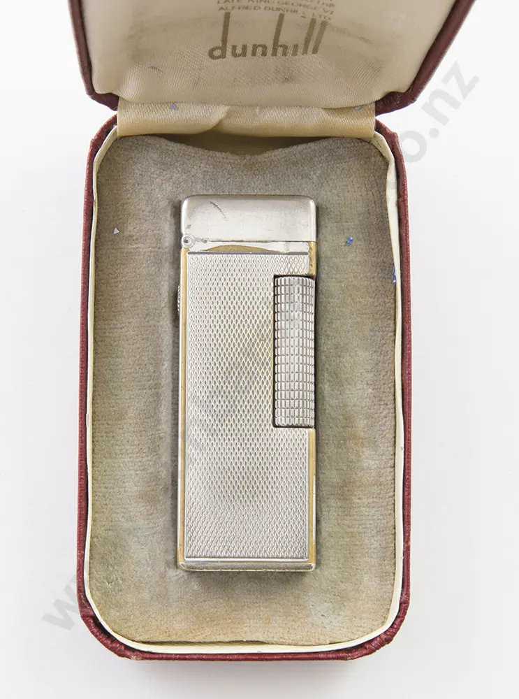 Vintage Dunhill Lighter Image 1++