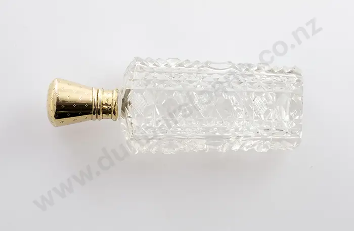 Late C19th 15ct Gold Topped Scent Flask Image 1++