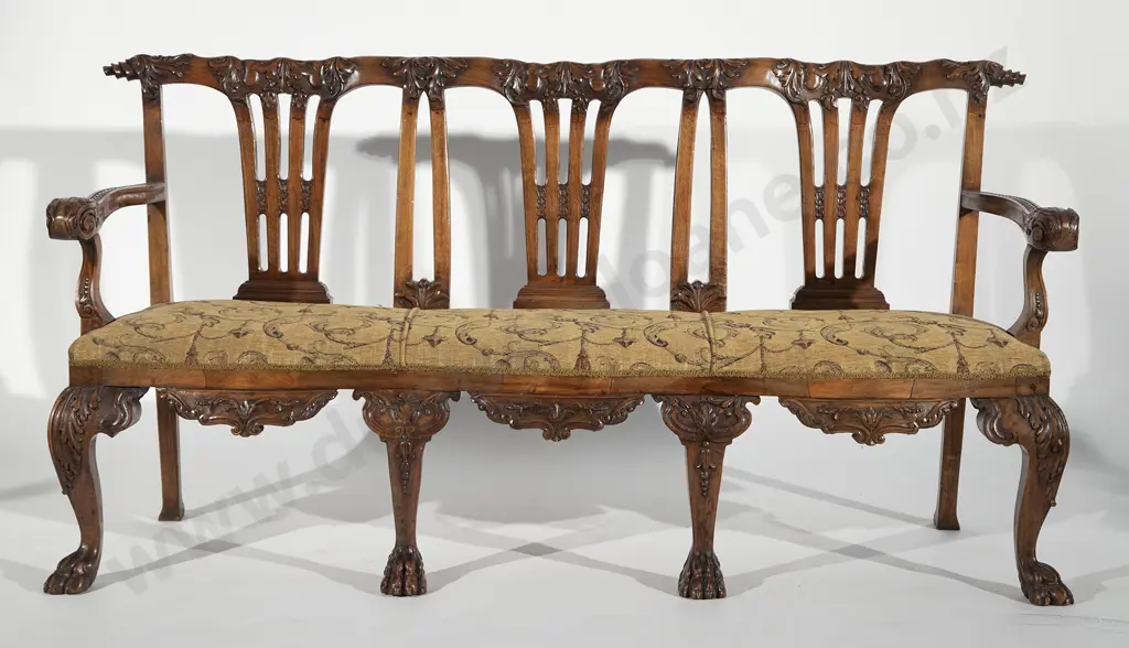 Edwardian Walnut Triple Chair Back Settee Image 1++