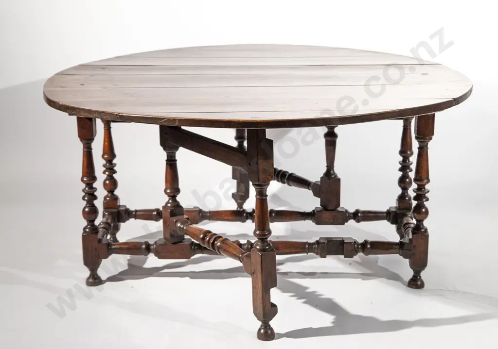 Early C18th Oak Oval Gateleg Dining Table Image 1++