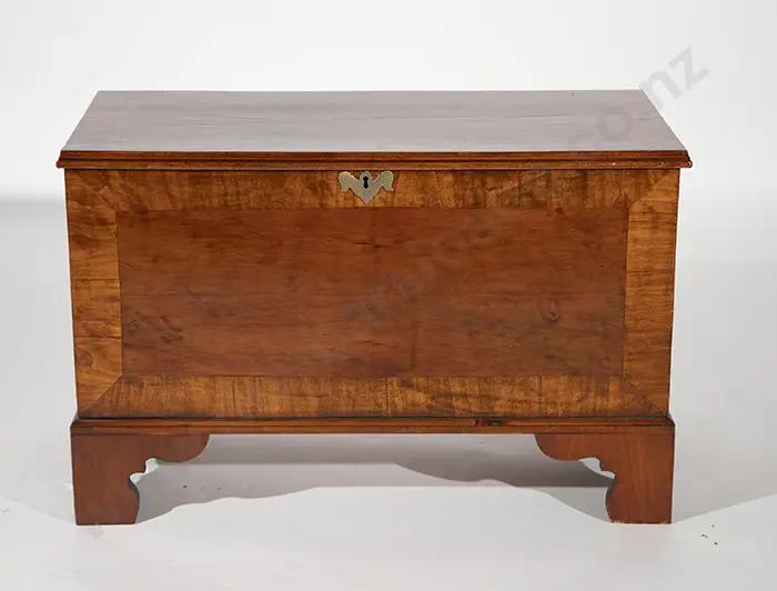 C19th Yew Wood Blanket Box Image 1++