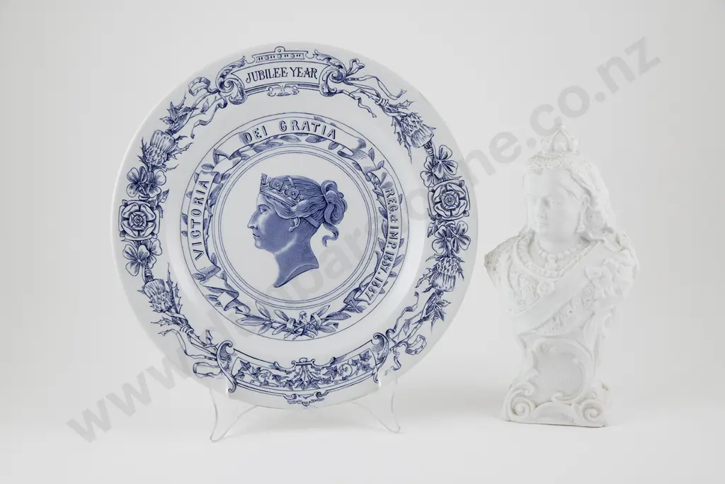Queen Victoria Parian Ware Bust Image 1++