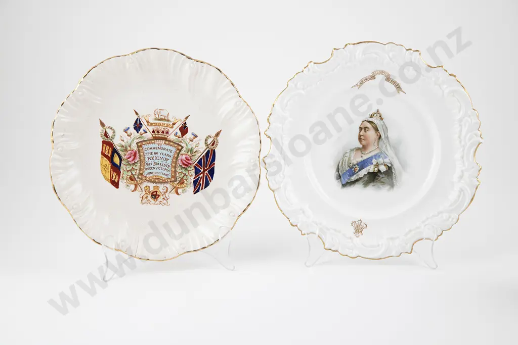 Queen Victoria Parian Ware Figure Image 1++