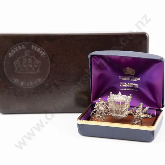 Miniature S/S 1977 Coronation Coach & Bakelite Cigarette Box