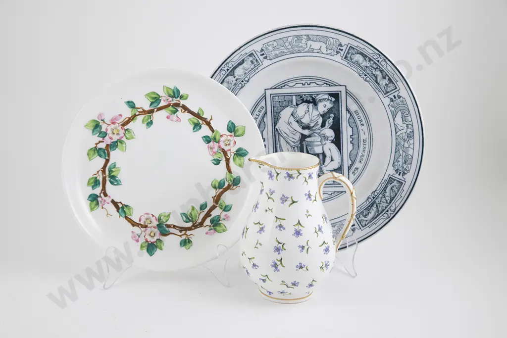Royal Worcester Baluster Jug Image 1++