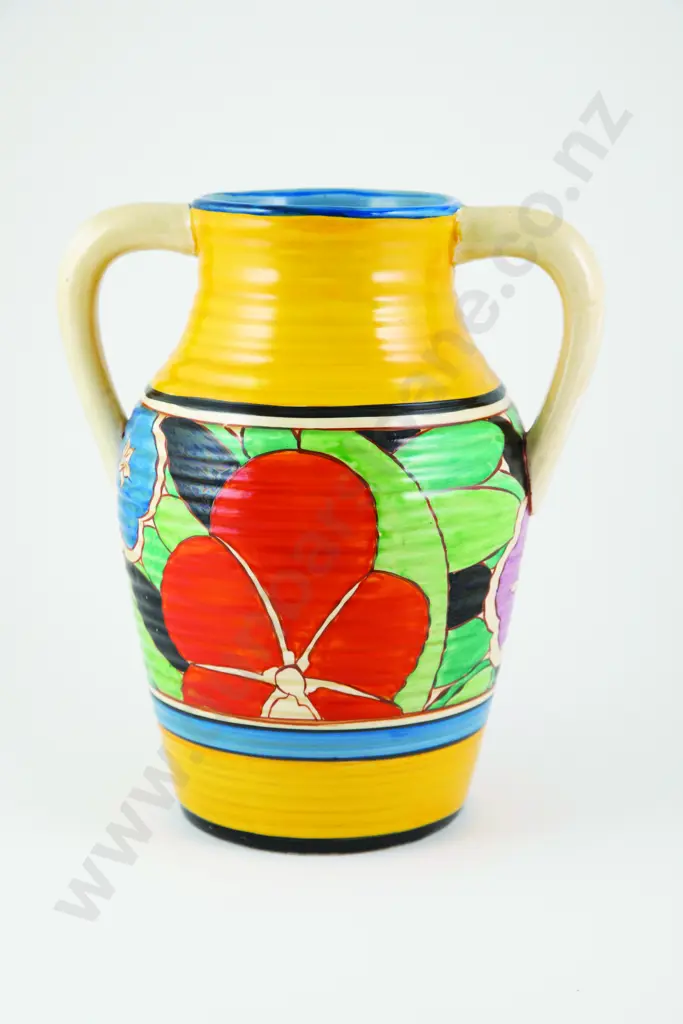 Clarice Cliff Bizarre Fantasque Red Gardenia Pattern Vase Image 1++