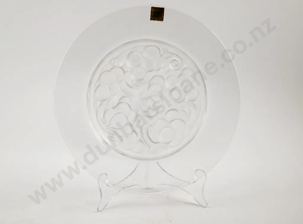 Lalique Clear and Frosted Marienthal Plate 23.5cm dia Image 1++