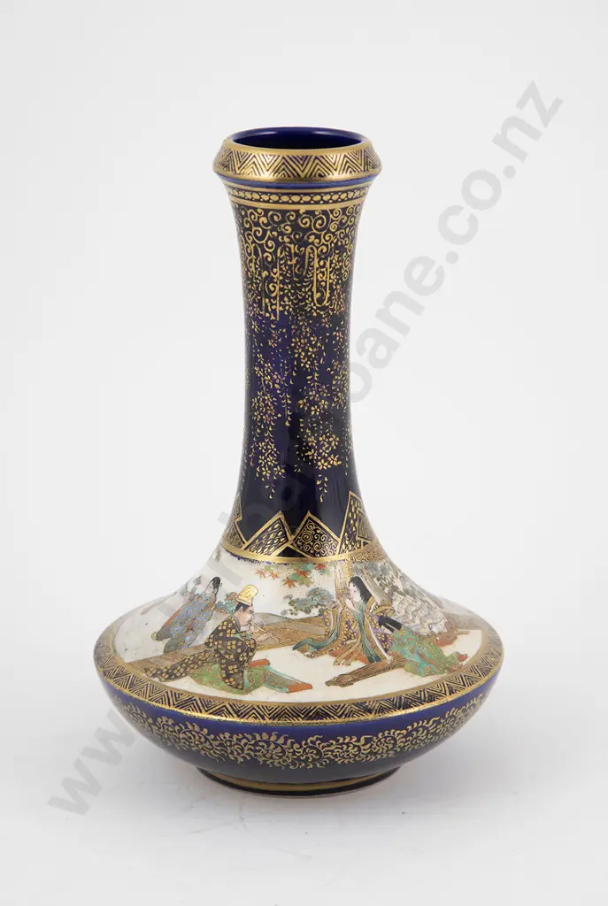 Japanese Satsuma Bottle Vase Image 1++