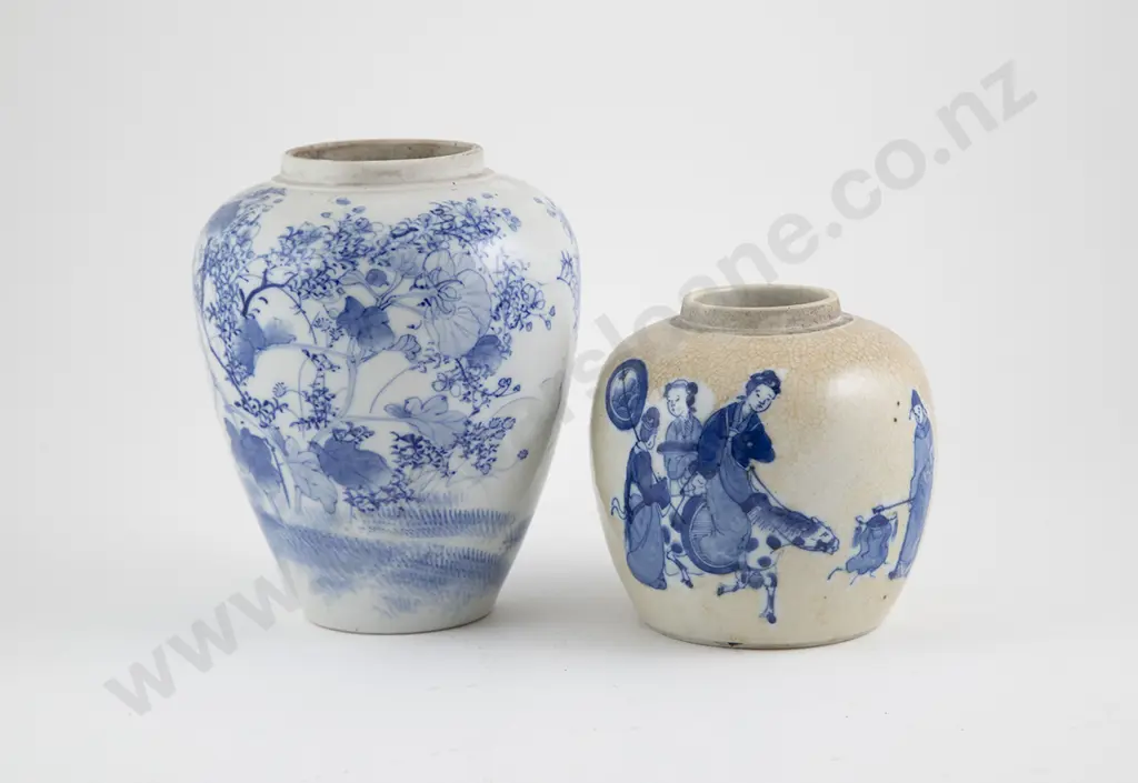 Two Chinese Blue & White Ginger Jars Image 1++