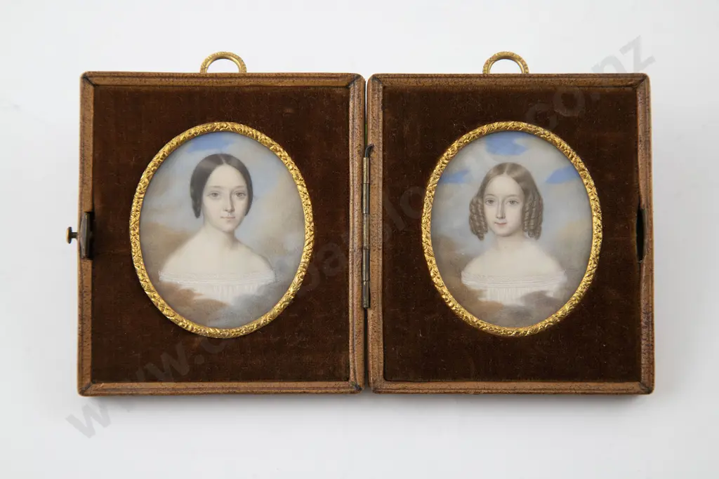 Cased Pair Of Miniatures Of Sisters Thomine & Aliette Image 1++
