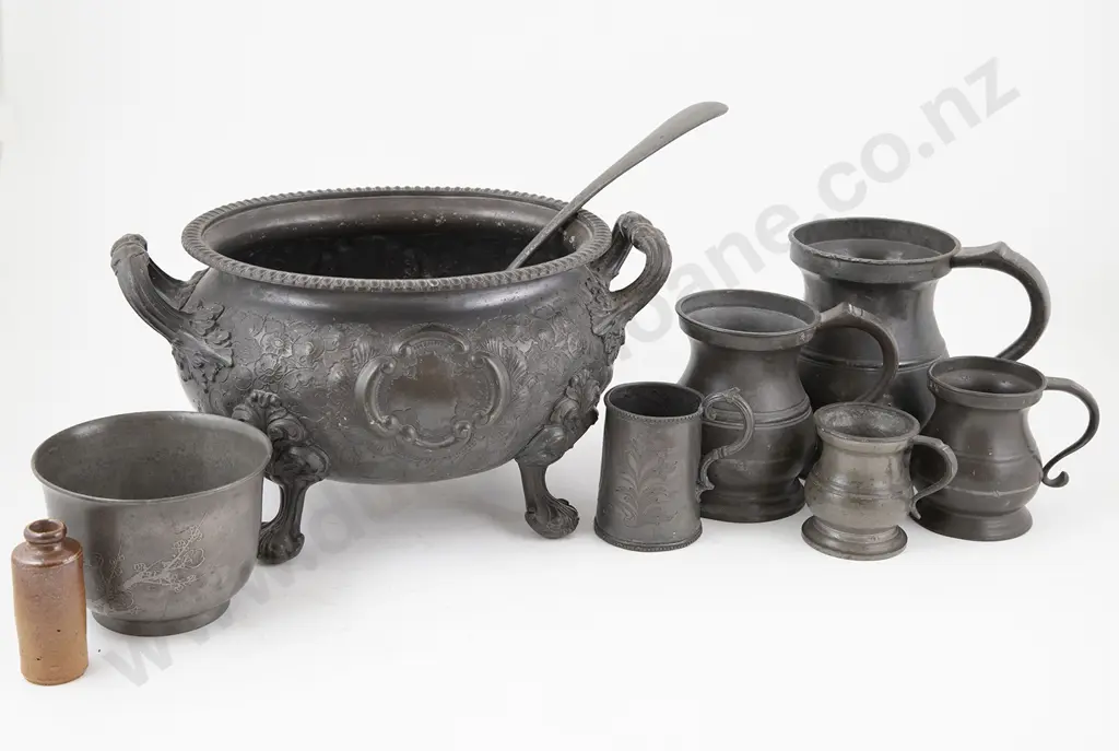 Eight Various Pewter Items Image 1++
