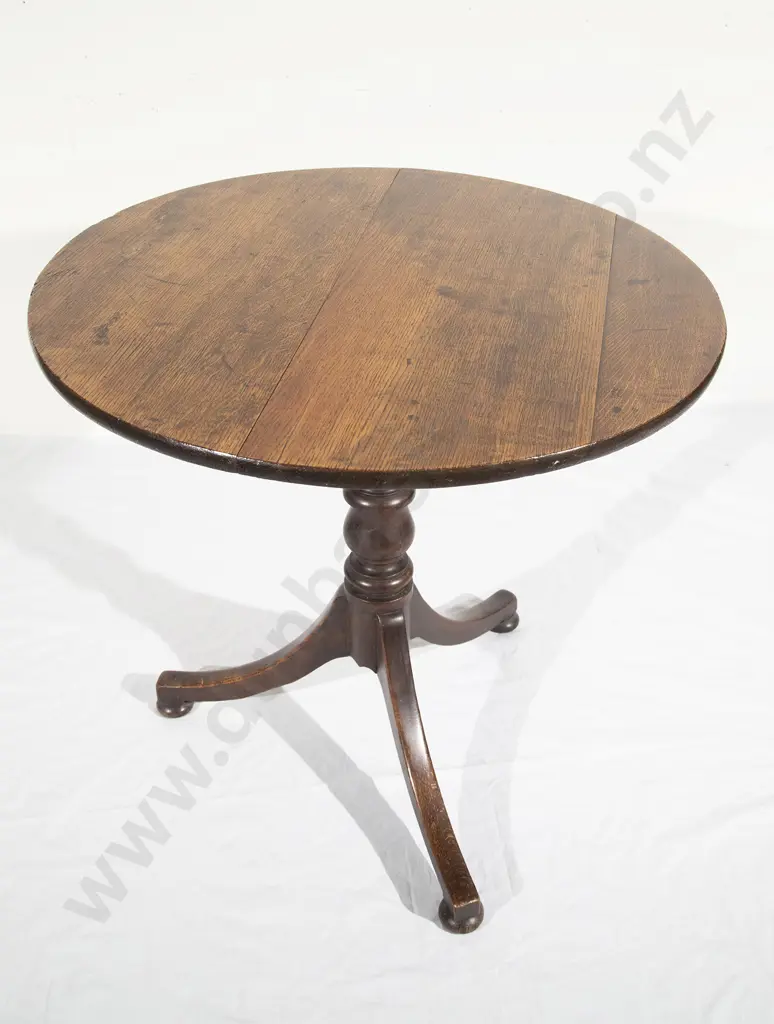 Geo III Oak Circular Snap Top Supper Table Image 1++
