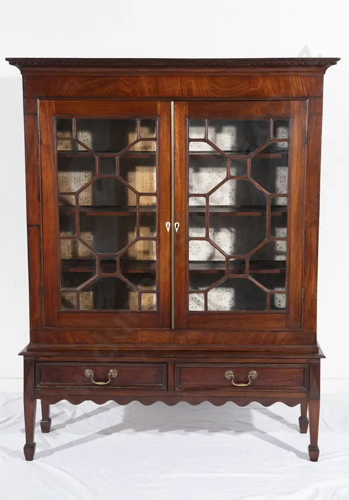 Geo III Mahogany Bookcase on Stand Image 1++