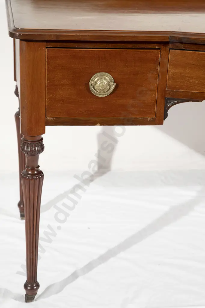 Edwardian Mahogany Ladies Bow Front Writing Desk Image 1++