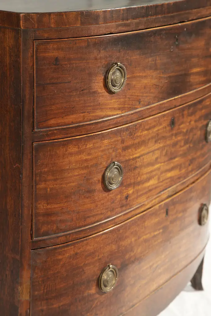 Regency Mahogany Bow Front Chest Image 1++
