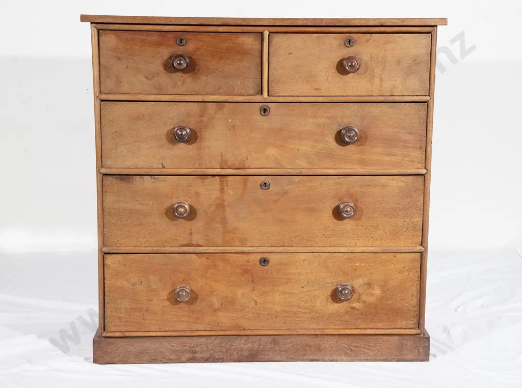 Early Victorian Mahogany Flat Front Chest Image 1++