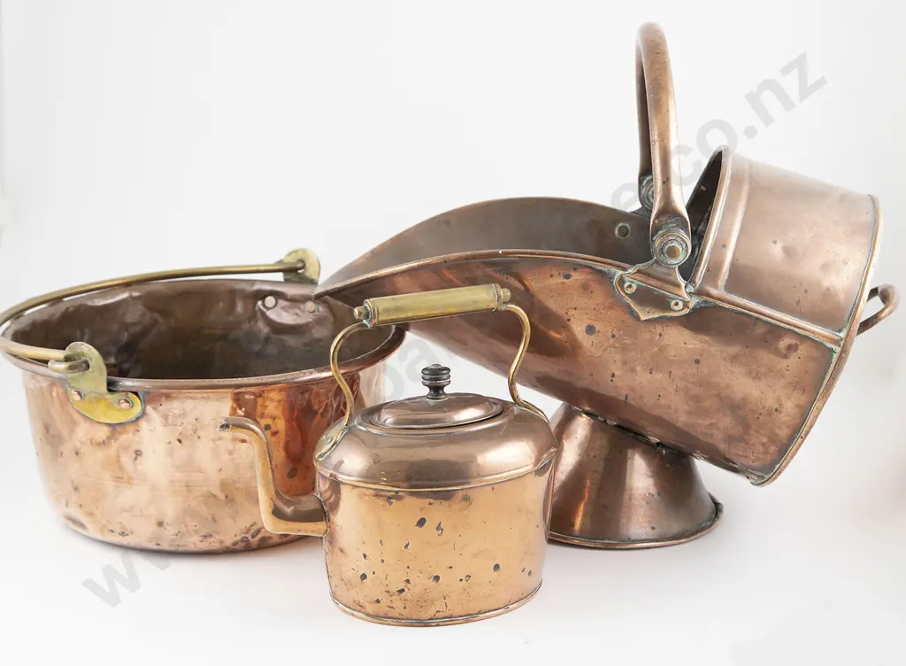Vict Copper Coal Scuttle Image 1++