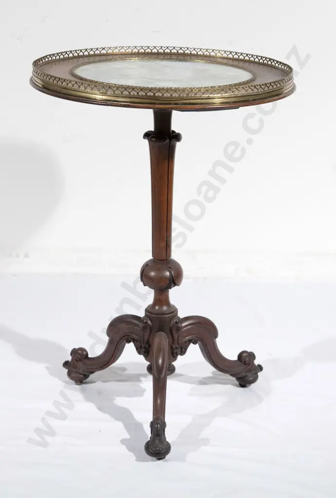 C19th French Rosewood Circular Occasional Table Image 1++