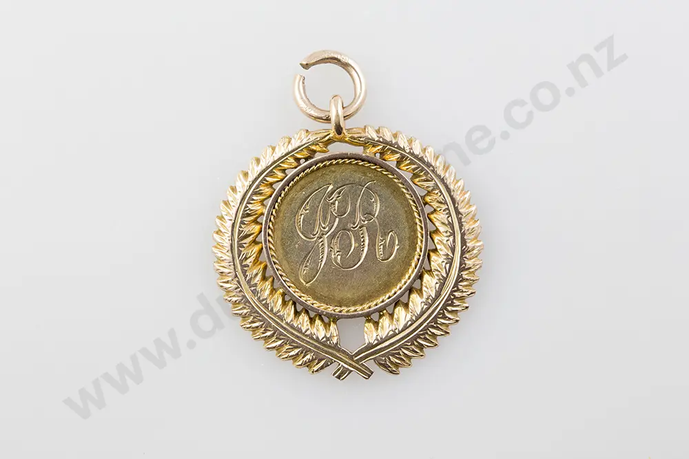 NZ 9ct Medallion Image 1++