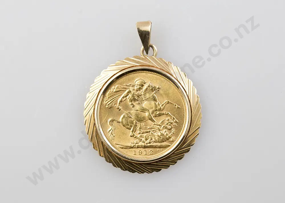1912 Gold Sovereign Pendant Image 1++