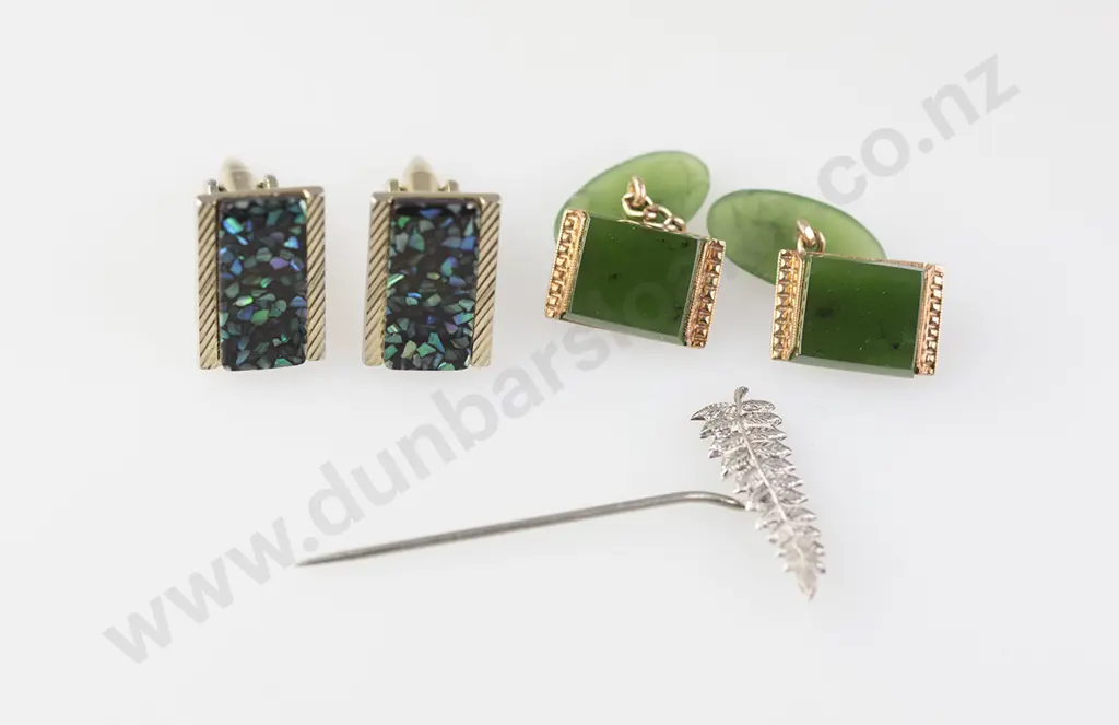 Pair 9ct Greenstone Cufflinks Image 1++