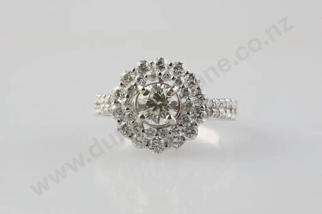 18ct White 15stone Diamond Floret Cluster Ring Image 1++