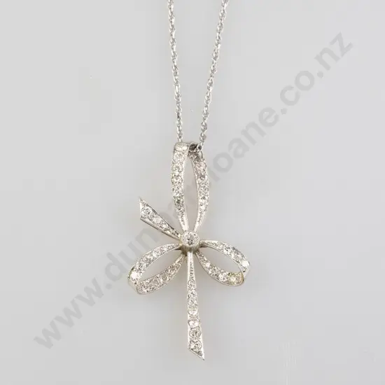 18ct & Platinum 41stone Diamond Ribbon Bow Pendant