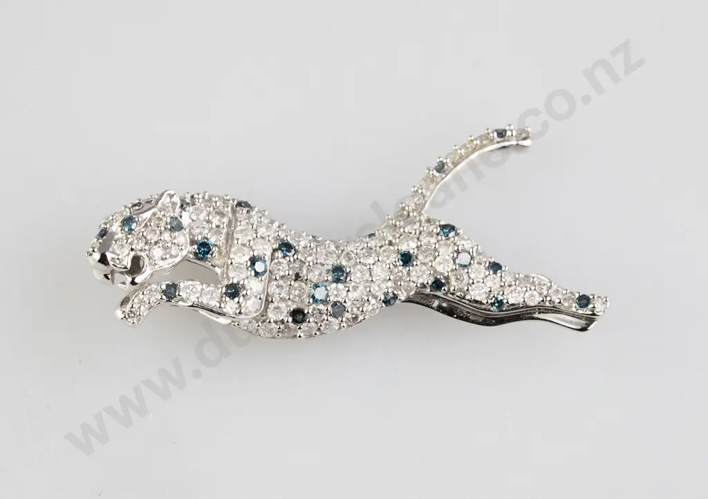 14ct White Gold 118stone Diamond Jaguar Pendant Image 1++
