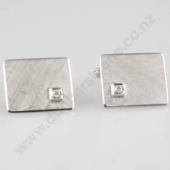 Pair 14ct White Gold Cuff Links