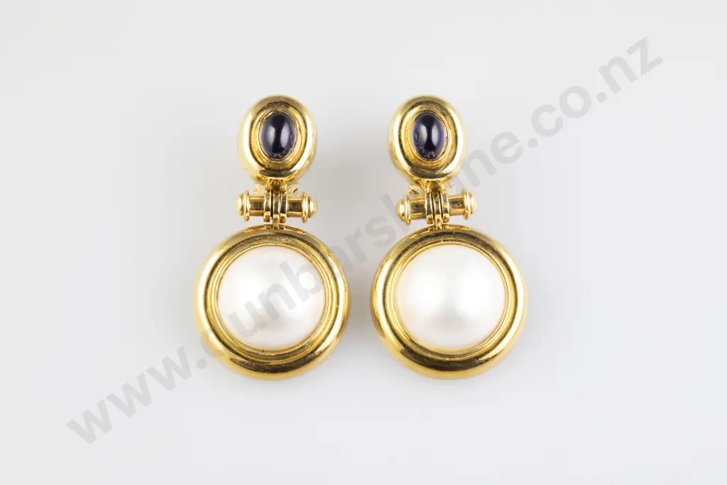 18ct Mabe Pearl & Sapphire Pendant Earrings Image 1++