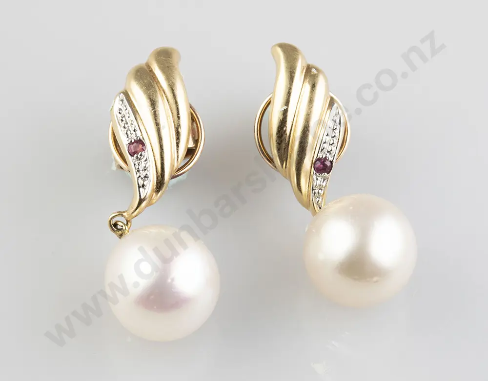 Pair 14ct South Sea Pearl Pendant Earrings Image 1++