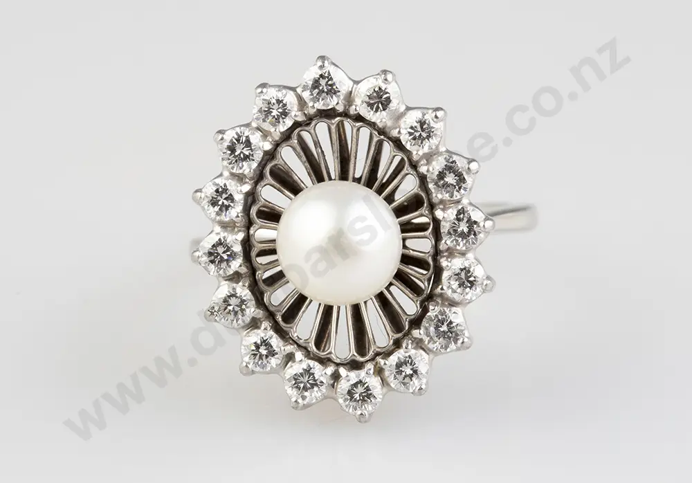 18ct White Gold Single Pearl & Diamond Cluster Ring Image 1++