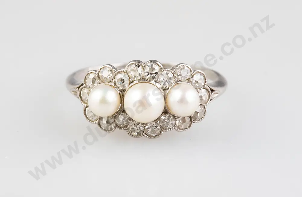 Early C20th Platinum Three Pearl & Diamond Cluster Ring Image 1++