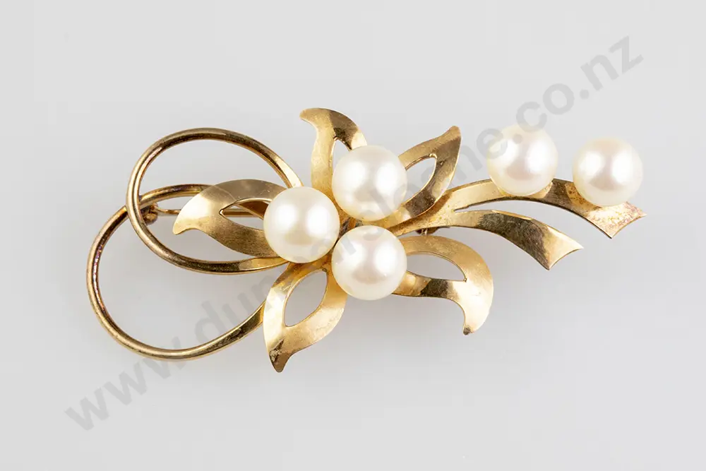 14ct Five Cultured Pearl Spray Brooch Image 1++