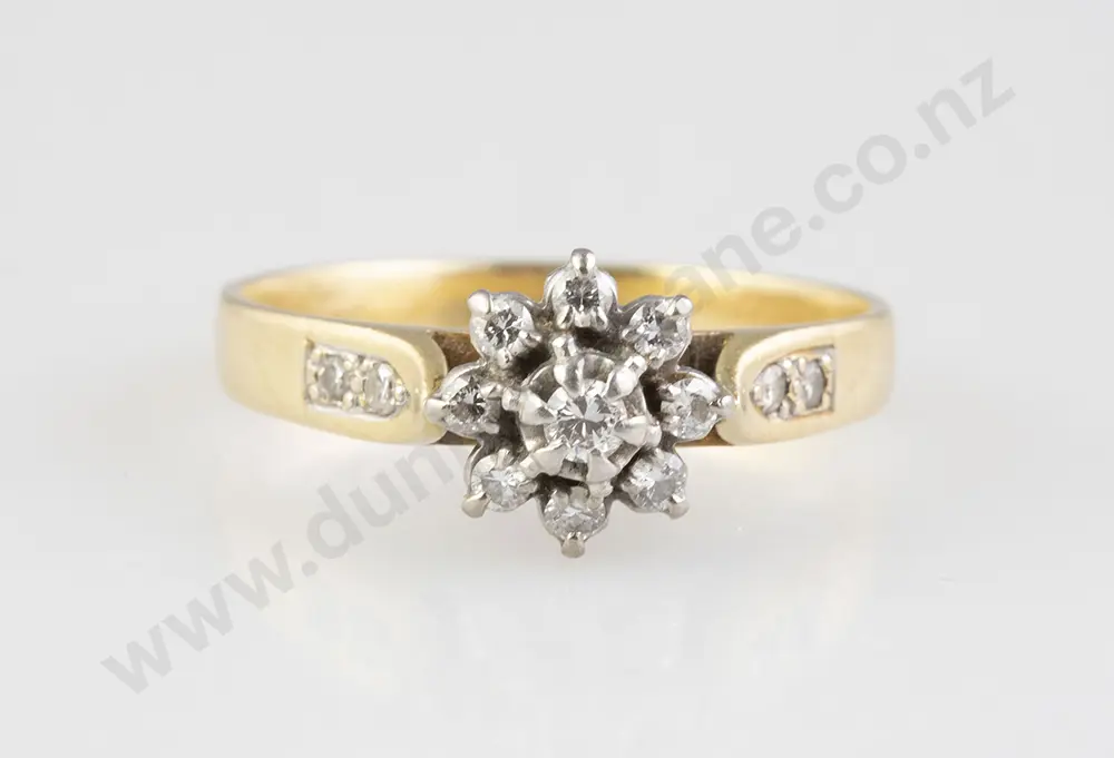 18ct Nine Stone Diamond Floret Cluster Ring Image 1++