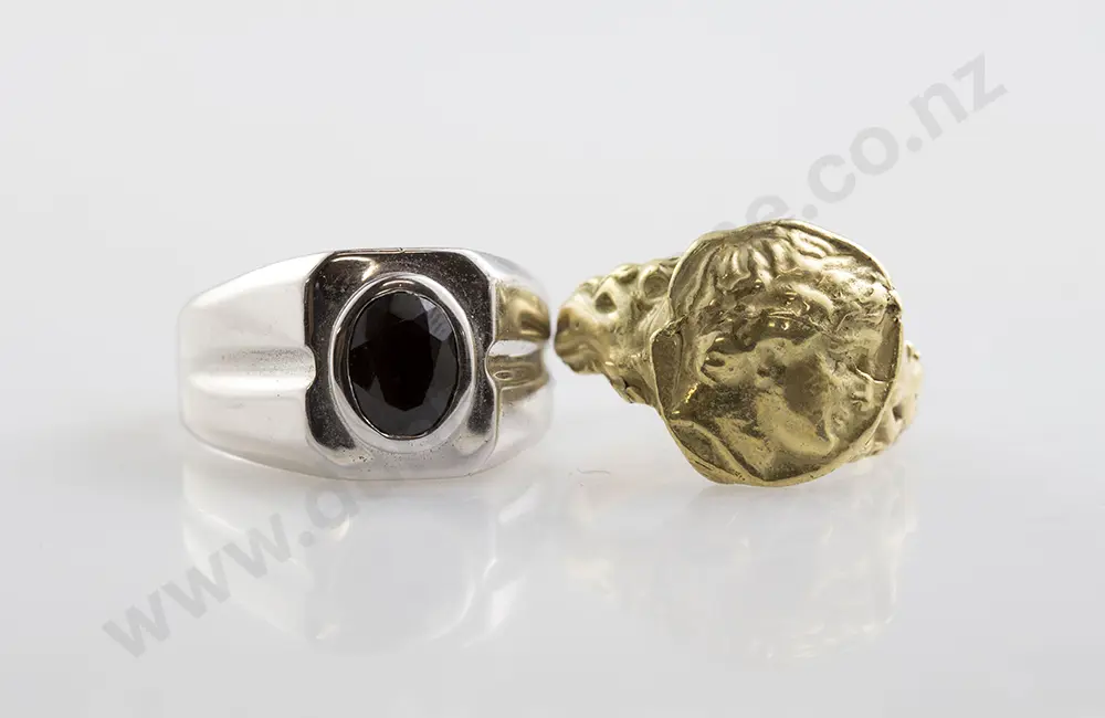 S/S Single Sapphire Gents Dress Ring Image 1++