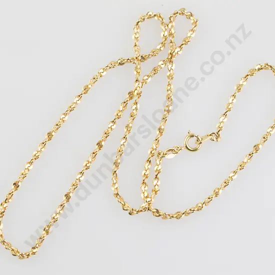 18ct Scroll Twist Link Neck Chain
