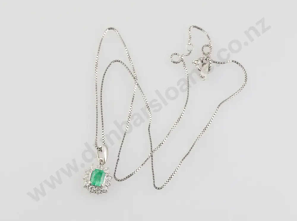 All Platinum 13stone Emerald & Diamond Pendant Image 1++